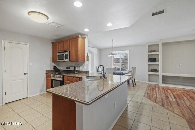 Building Photo - 3240 Bell Point Dr