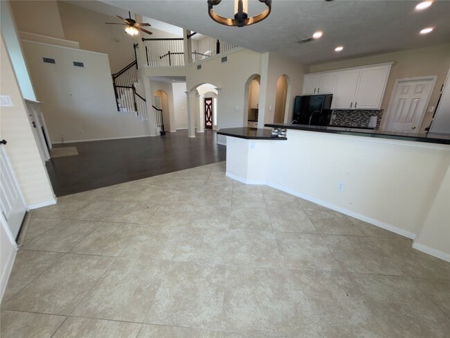 Building Photo - 4110 Royal Plantation Ln