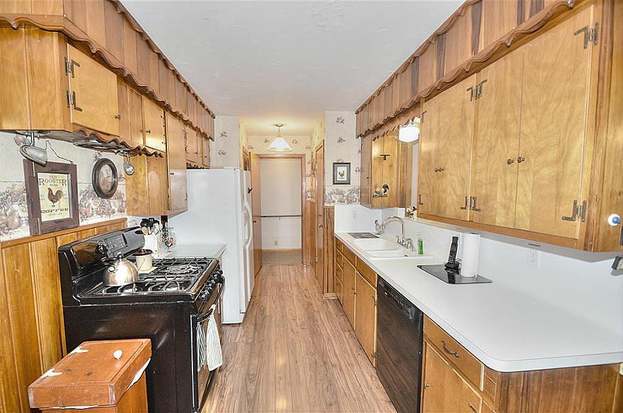 Building Photo - 206 Pecan Dr