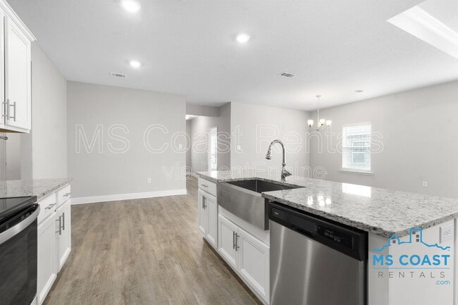 Building Photo - 7313 Shearwater Dr