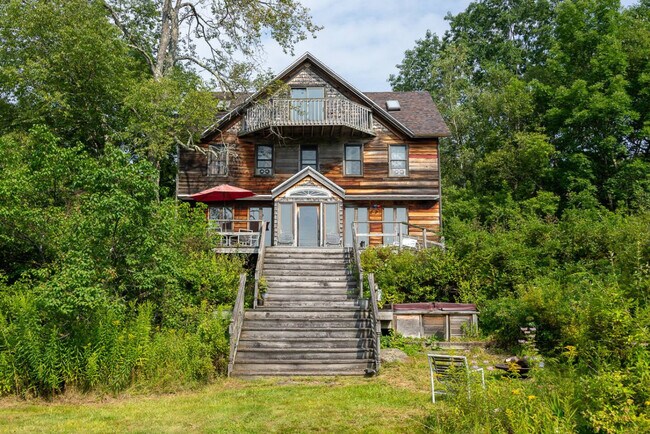 Building Photo - 1087 State Rd