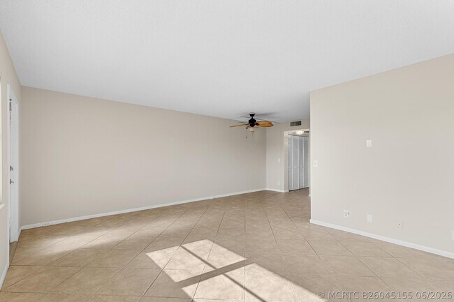 Building Photo - 3013 Wolverton E