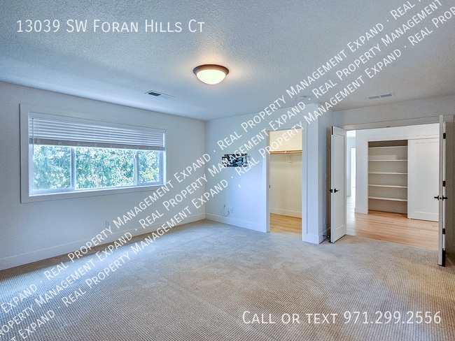 Building Photo - 13039 SW Foran Hills Ct