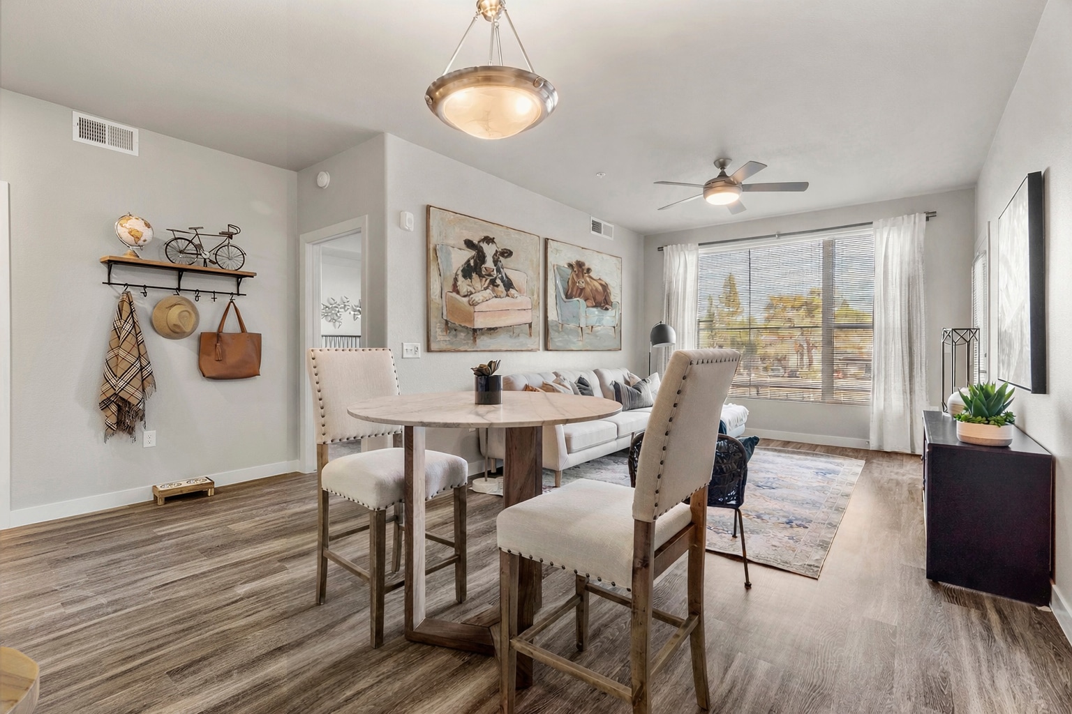 Building Photo - 1980 E Broadway Rd