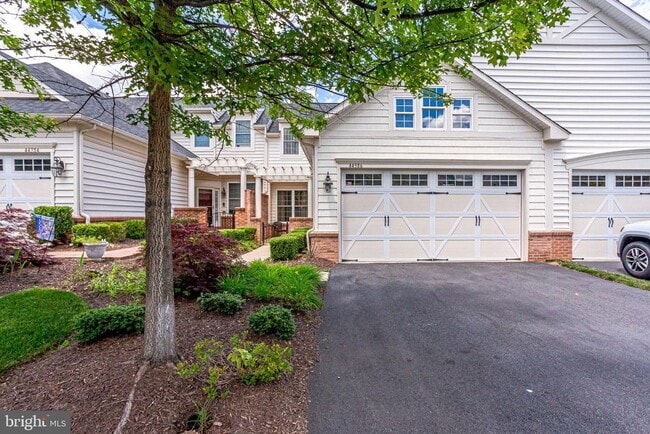 Building Photo - 44386 Adare Manor Square