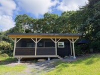 Building Photo - 1 Bedroom Cozy Cabin