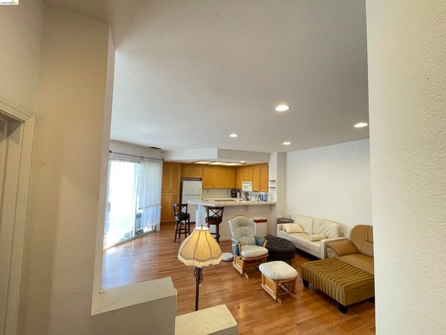 Building Photo - 2507 Baywood Way