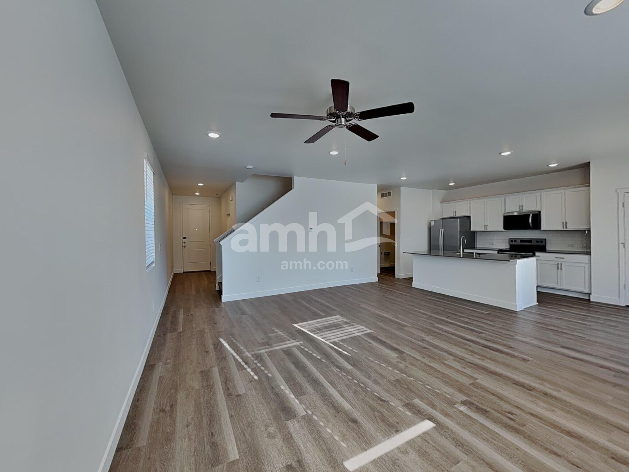 Building Photo - 4808 85th Dr NE