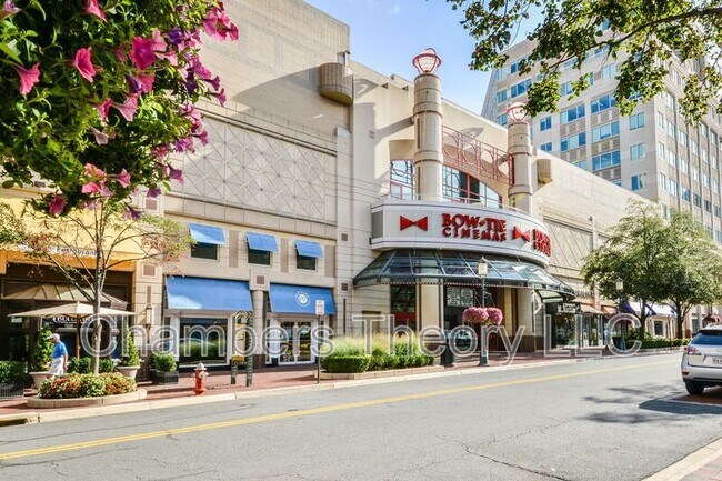 Building Photo - 11475 Washington Plaza W