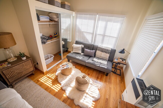 Building Photo - 26 Breeze Ave