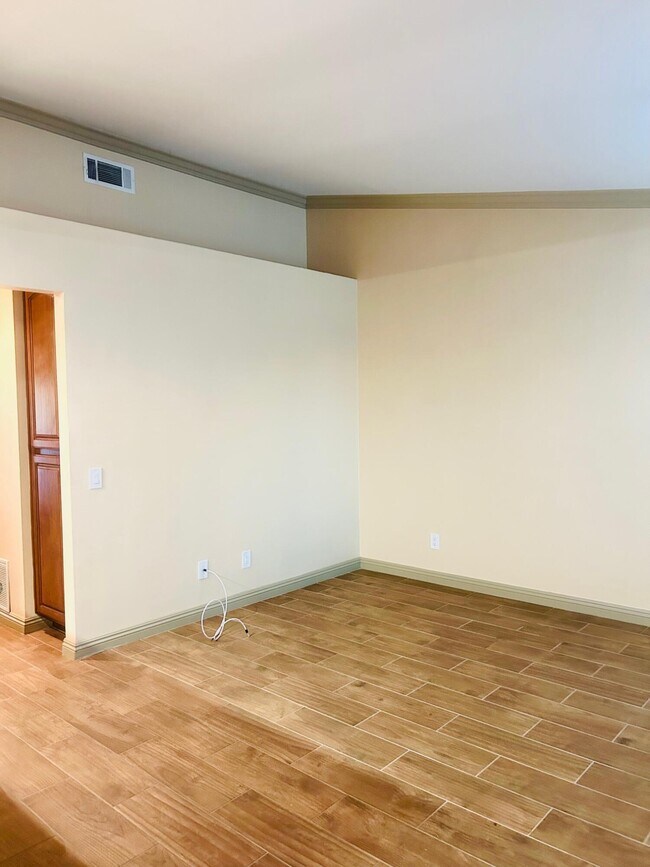 Building Photo - 40780 Breezy Pass Rd