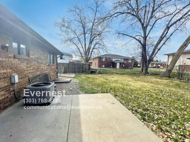 Building Photo - 2333 W 17th St