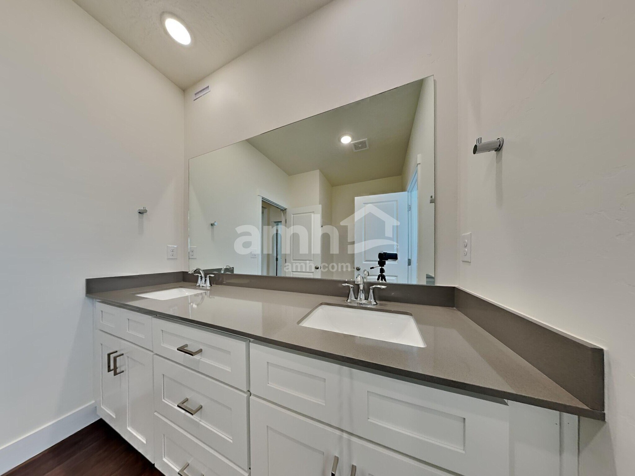 Building Photo - 9363 W Sunchaser St