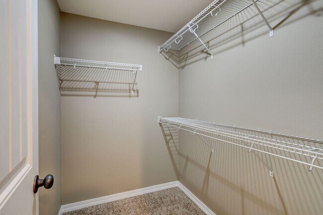 Building Photo - 3 Bed 2 Bath Home South Springfield!