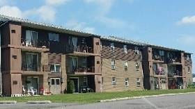 Primary Photo - Cresap Knoll Apartments