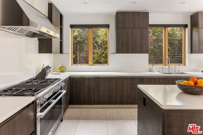 Building Photo - 12443 Sunset Blvd