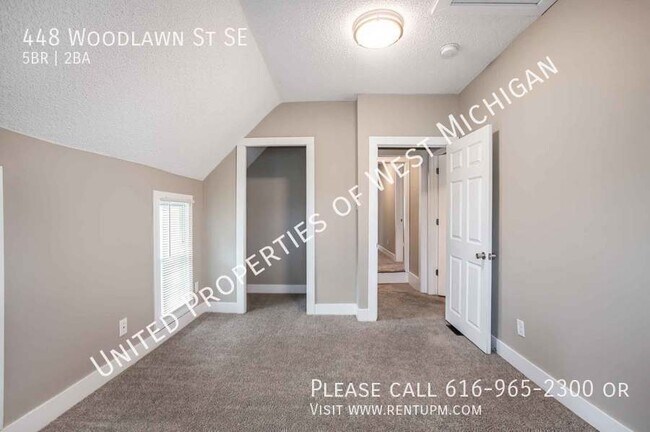 Building Photo - 448 Woodlawn St SE
