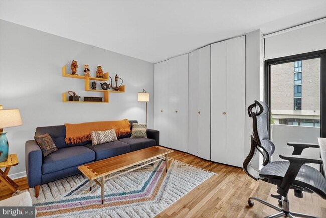 Building Photo - 333 N St SW