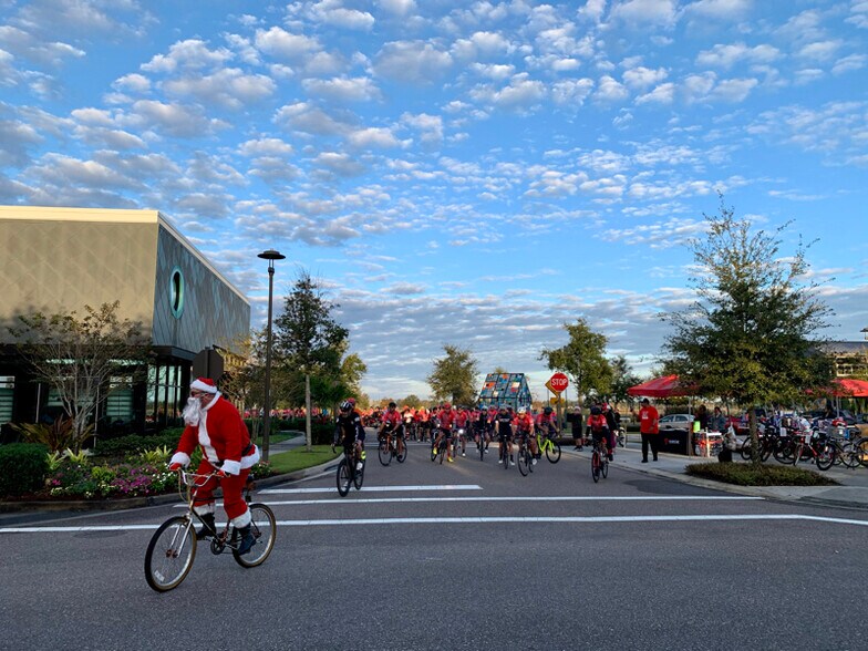 Building Photo - 13718 Grunberg Ave