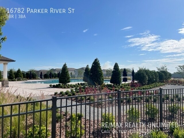Building Photo - 16782 Parker River St
