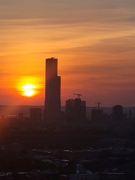 Primary Photo - 389 Washington St