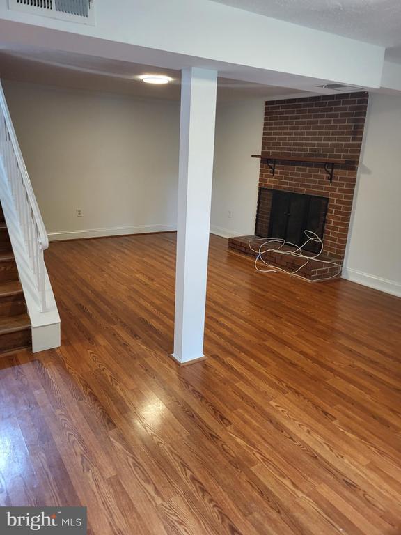 Building Photo - 13416 Hillendale Dr