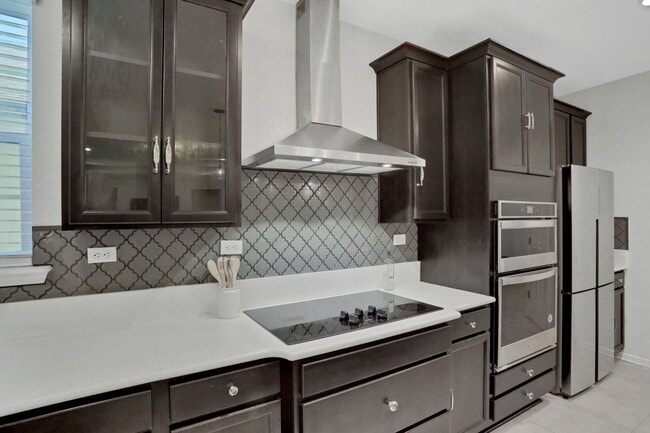 Building Photo - 944 Laurel Valley Dr