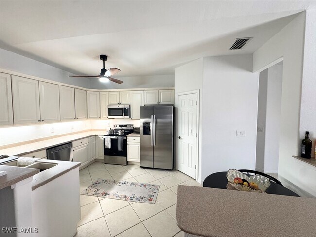 Building Photo - 3975 Recreation Ln