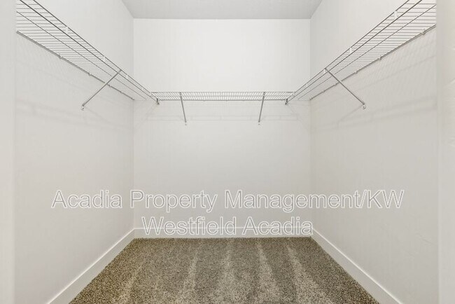 Building Photo - 13714 S Hanley Ln
