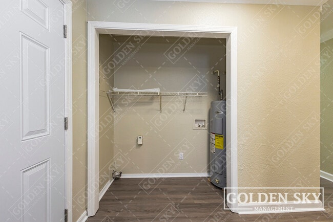 Building Photo - 1711 S Franklin St