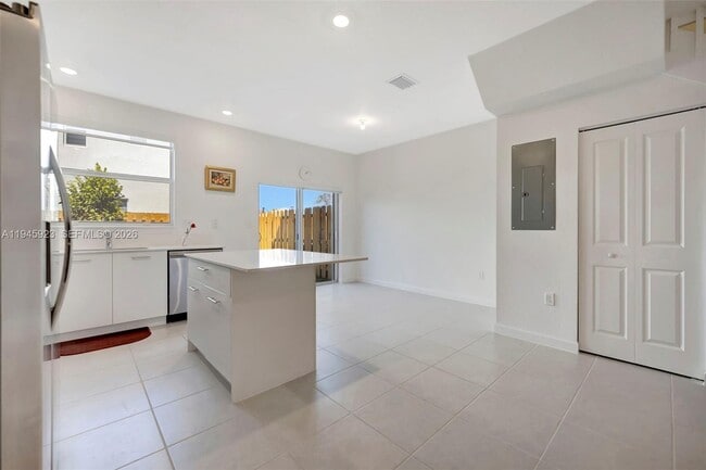 Building Photo - 2455 NW 119th St