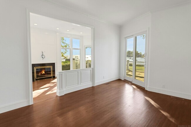 Building Photo - 155 Pear Tree Point Rd