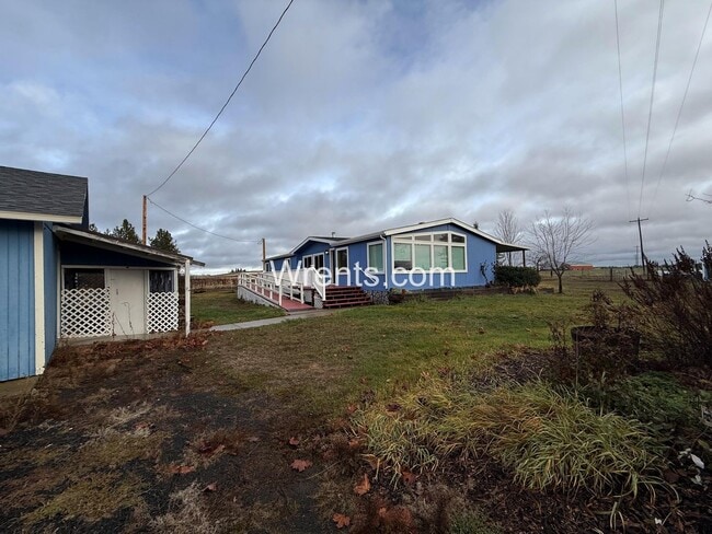 Building Photo - Coming in January! Country Living Homestead Rental