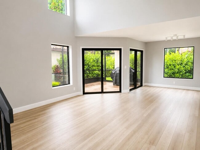 Building Photo - 1759 Harborside Cir