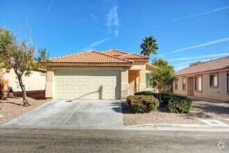 Building Photo - Incredible Single Story Southern Highlands...