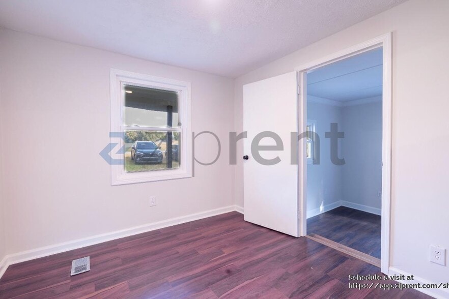 Building Photo - 7056 Old Railroad Bed Rd