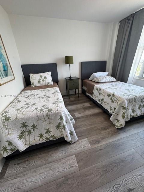 Building Photo - 5161 Collins Ave