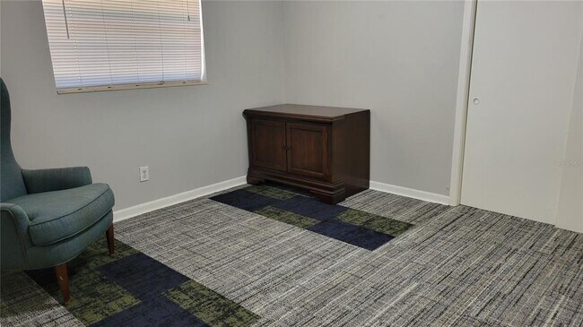 Building Photo - 4464 17th St W