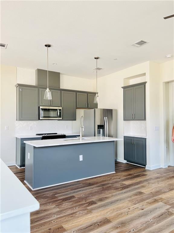 Building Photo - 12001 Vista Parke Dr