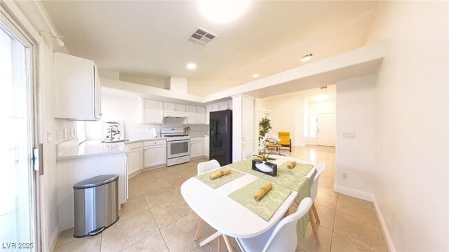 Building Photo - 7624 Glorietta Bay Ct