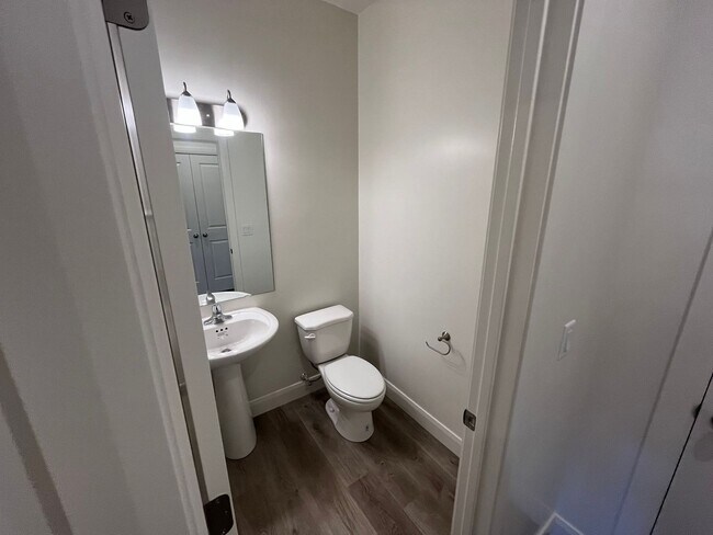 Building Photo - Azalea Beauty!