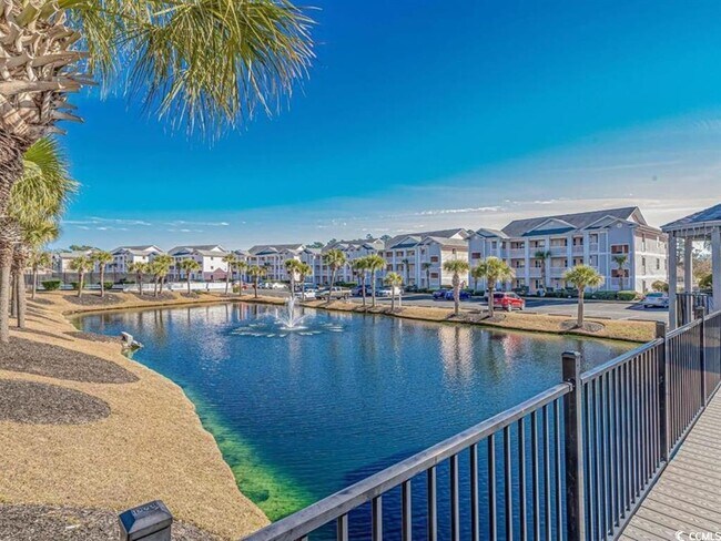 Building Photo - 637 Waterway Village Blvd