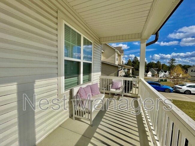 Building Photo - 385 Falls Creek Dr