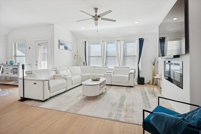 Building Photo - 4806 Marlin Hl Dr