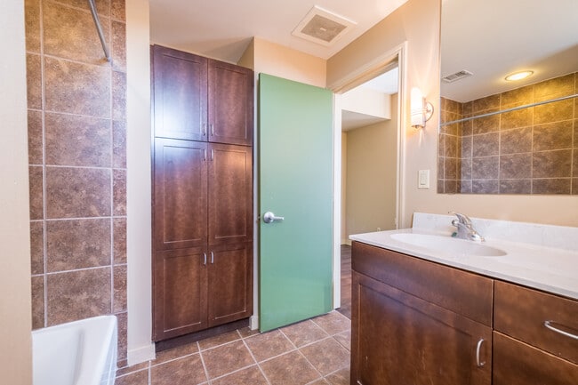 Building Photo - Live in the Heart of West Campus!