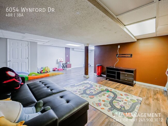 Building Photo - 6054 Wynford Dr