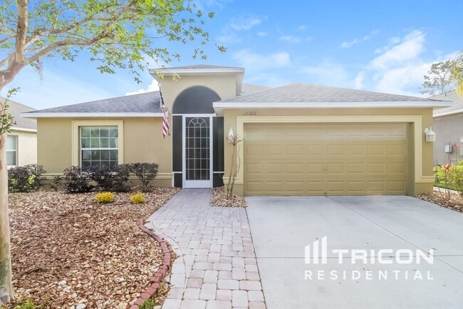 Primary Photo - 12522 Cricklewood Dr