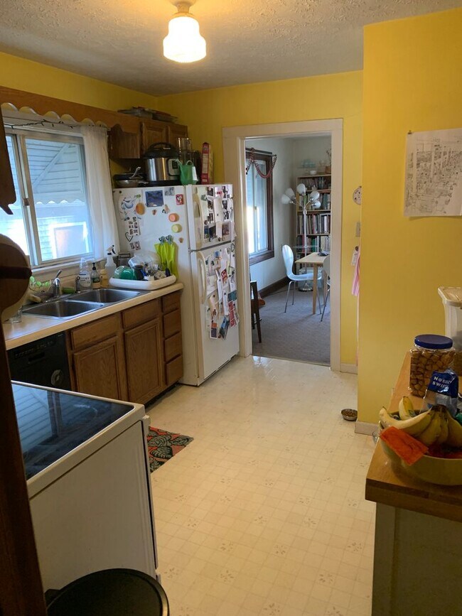 Building Photo - 2 Bed/2 Bath Home Just Minutes Away From Switchyard Park! - Available July 2026