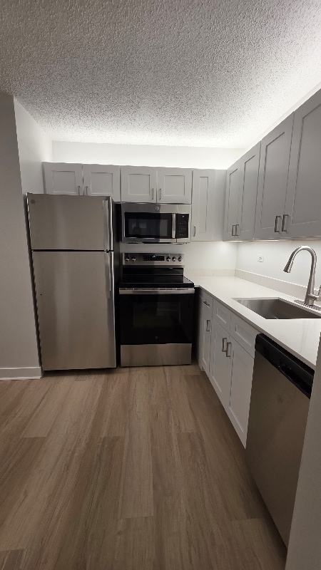 Building Photo - 253 E Wacker Dr