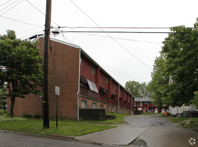 Building Photo - Ravenna Village